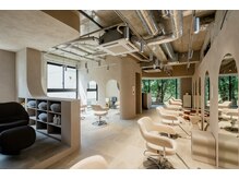 ウィルミナス(WILLLUMINOUS)の雰囲気（カットブース）