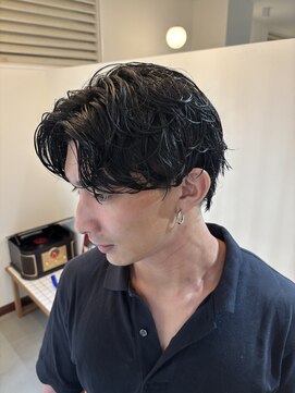 アンド グラフ(& Graph.) ルーズパーマセンターパートマッシュウルフメンズ