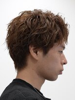 レボ(Revo) ピンパーマで動かすアクティブショート!