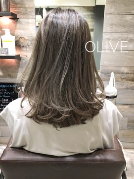 トルネード(TORNADO) オリーブハイライトラウンドレイヤー