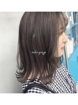 フロップニク(FLOPNIK) ミディアムグレージュボブ