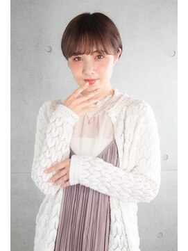 クロエ 中野(Cloe) ナチュラルショート　ペールベージュ0