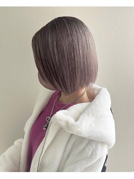 ゴットフロー(GOTTO FLOW) 切りっぱなし/ホワイトベージュ/ボブ/ブリーチ