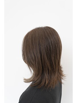 ビーヒアナウ N゜03 金沢駅西店(BE HERE NOW) 大人可愛い20代30代40代インナーカラー小顔ウルフレイヤーボブ