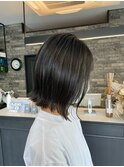オフィスハイライト☆前下がり切りっぱなしボブ