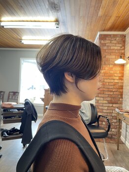 陽向(HINATA)の写真/カットに自信あり！手間なしショートヘアで、あなただけの魅力を引き出す未来提案♪