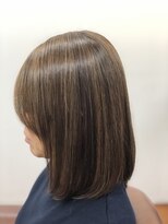 ヨシトモ(YOSHITOMO)&nbsp;ハイライトカラーでもできる？！髪質改善酸性ストレート