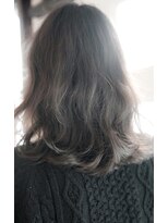 ヘアーアンドアトリエ マール(Hair&Atelier Marl) 【Marlお客様スタイル】グレー感の強いブルーアッシュセミディ