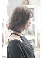 キミ(kimi)&nbsp;【ｋｉｍｉ自由が丘】切りっぱなしボブ×グレージュカラー