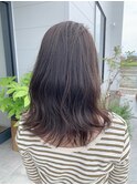 THROWベージュx大人可愛い外ハネセミディ