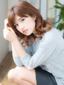 オルクドゥ(Orque deux) インナーカラー×フェミニンカールが大人っぽ可愛い☆小顔ミディ