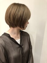 ウォーム(warm)&nbsp;イルミナ奥行きショートボブ