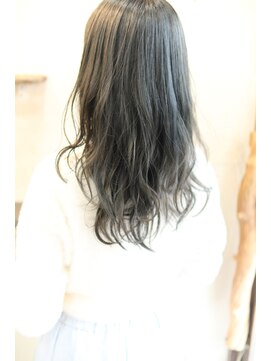 トヌコア ルア 下北沢店(TONUKOA RUA) 《Tonukoa Rua》日差しに溶け込むブルーアッシュのミディ