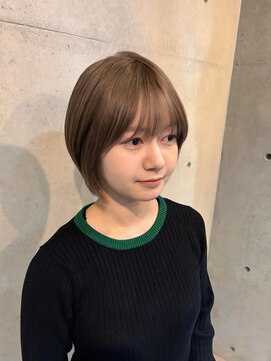 ブルーメ(Blume...) ショコラベージュ/ブリーチカラー/大人可愛いショート