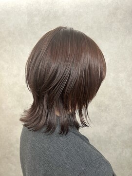 グラフィー(graphy) ミディアムレングスのウルフレイヤー！