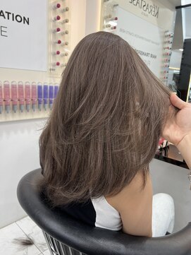 ラピス 渋谷本店(Lapis) グレージュカラー/バタフライレイヤーカット/髪質改善/海外風