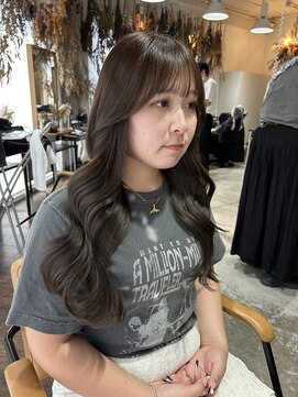 アヴァンスアンス 広島袋町店(AVANCE.ens) olive brown / layer cut