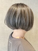 リア(Li'a)&nbsp;ボブ/インナーカラー/ハイライトカラー