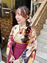 《ヘアメイク、袴着付けまでトータルサポート》[卒業式着付け/横浜駅/インナーカラー/レイヤーカット]
