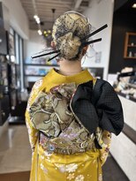 イグルー(igloo)&nbsp;成人式ヘア　個性をプラスシンプルシニヨン