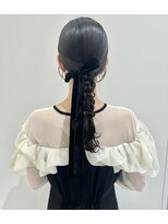 ケンジ 横浜(KENJE) タイト編みおろしヘアアレンジ