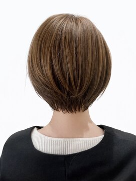 ウォーターリリー 川西店(Water Lily) ふんわり丸みショート