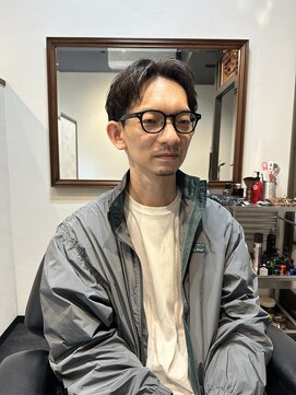 南部理髪店 大人の余裕溢れるセンターパート