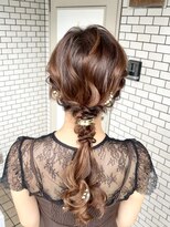 フェリーチェ 六本木店(Felice)&nbsp;編みおろし ローポニー 金箔 ブライダル お呼ばれヘア