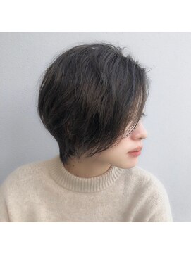 10711 となりの美容室 スタイリング簡単な大人ショート