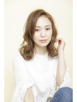 アフロディーテギンザ 神保町(APHRODITE GINZA) カール/セミディ/シアーカラー/姫カット［御茶ノ水/神保町］