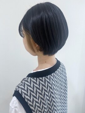 ヒビカ(HIBIKA) 耳元にチラリ☆ショート インナーカラー