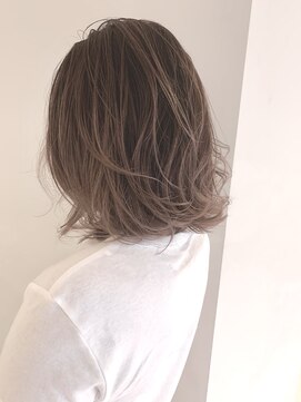 ナーナーナー モエ(Nana no moe) バリアージュ