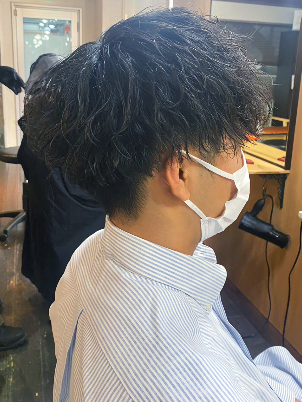 20代30代メンズスパイラルパーマワイルドオシャレ感アッシュ