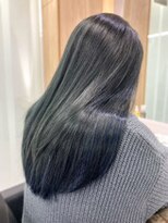 クシュ 所沢東口店(kusyu...) 黒髪/グレーベージュ/レイヤーロング/前髪パーマ/所沢ハイライト