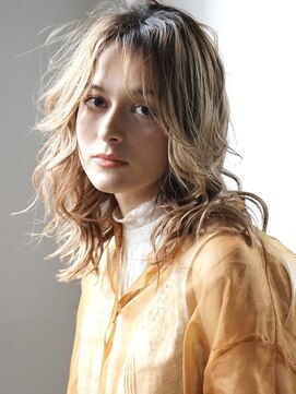 ダオ(DAO) カジュアルウェーブ