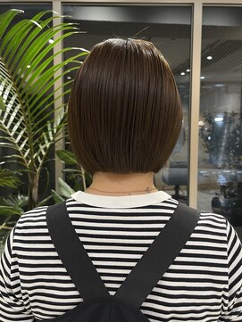 アース 高円寺店(HAIR & MAKE EARTH) ショートボブ！！【@mppp_32485】