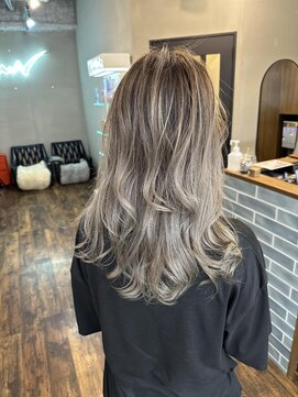 トリプルダブル 天理店(Triple double) エアータッチバレイヤージュ