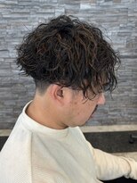 ヘアーアンドビューティーガーデン(HAIR AND BEAUTY GARDEN)&nbsp;栃木メンズゆるめ波巻きパーマシャドウパーマセンターパートヘア