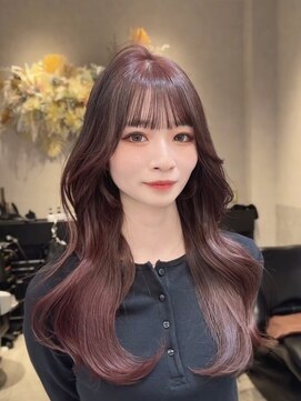 ロンド レア 天神大名店(Lond Le’a) ピンクカラー/暖色カラー/レイヤーカット/韓国ヘア/顔周りカット