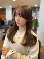 ノラキチジョウジ(NORA KICHIJOJI)&nbsp;ミディアムくびれレイヤーカットハイライトバタフライカット