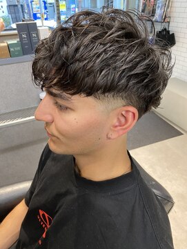 リレーションメンズヘアー(RELATION MEN'S HAIR) スキンフェードスペインカールスパイキーショートツーブロック