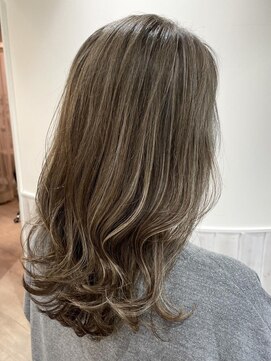 ネオリーブカップ 町田店(Neolive capu) 透明感ハイライトカラー