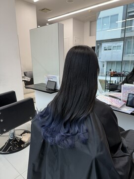 アライブ キチジョウジ(ALIVE Kichijoji) ネイビーブルーグラデーションカラー