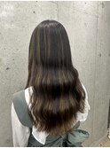 アンブレラカラーケアブリーチロングヘア波巻き(赤羽/赤羽南口)