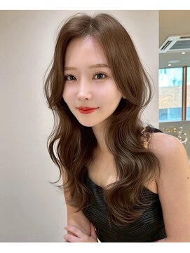 バタフライカットグレーブラウンミディアムレイヤーカット/仙台