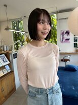 O&nbsp;前下がりくすみ美シルエット簡単スタイリングボブ