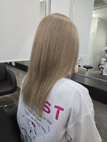 グランディールヘアデザイン(grandir hairdesign)&nbsp;ケアブリーチ/ミルクティーベージュ//千葉