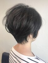 ウィロー(WILLOW)&nbsp;【WILLOW】黒髪でも柔らかく見えるショート（井下貴史）