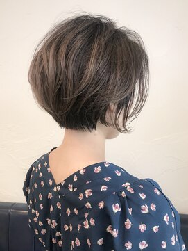 ウィロー(WILLOW) 【WILLOW】首元スッキリな前下がりショート（井下貴史）