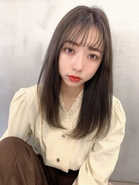 カイル(kyle) シースルー☆ナチュラルストレートミディ